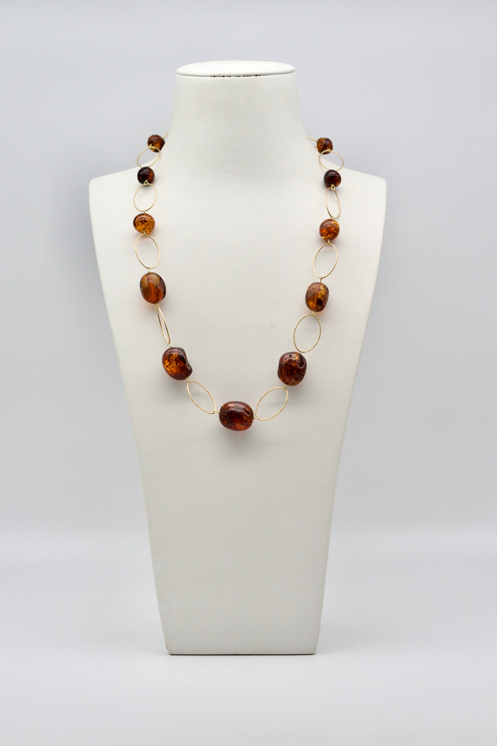AMBER, collana